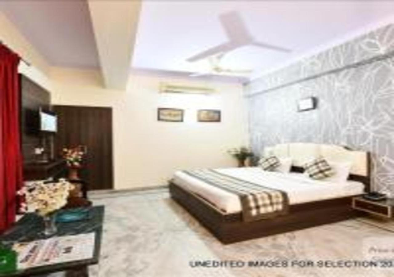 آغْرا Hotel Chanakya المظهر الخارجي الصورة