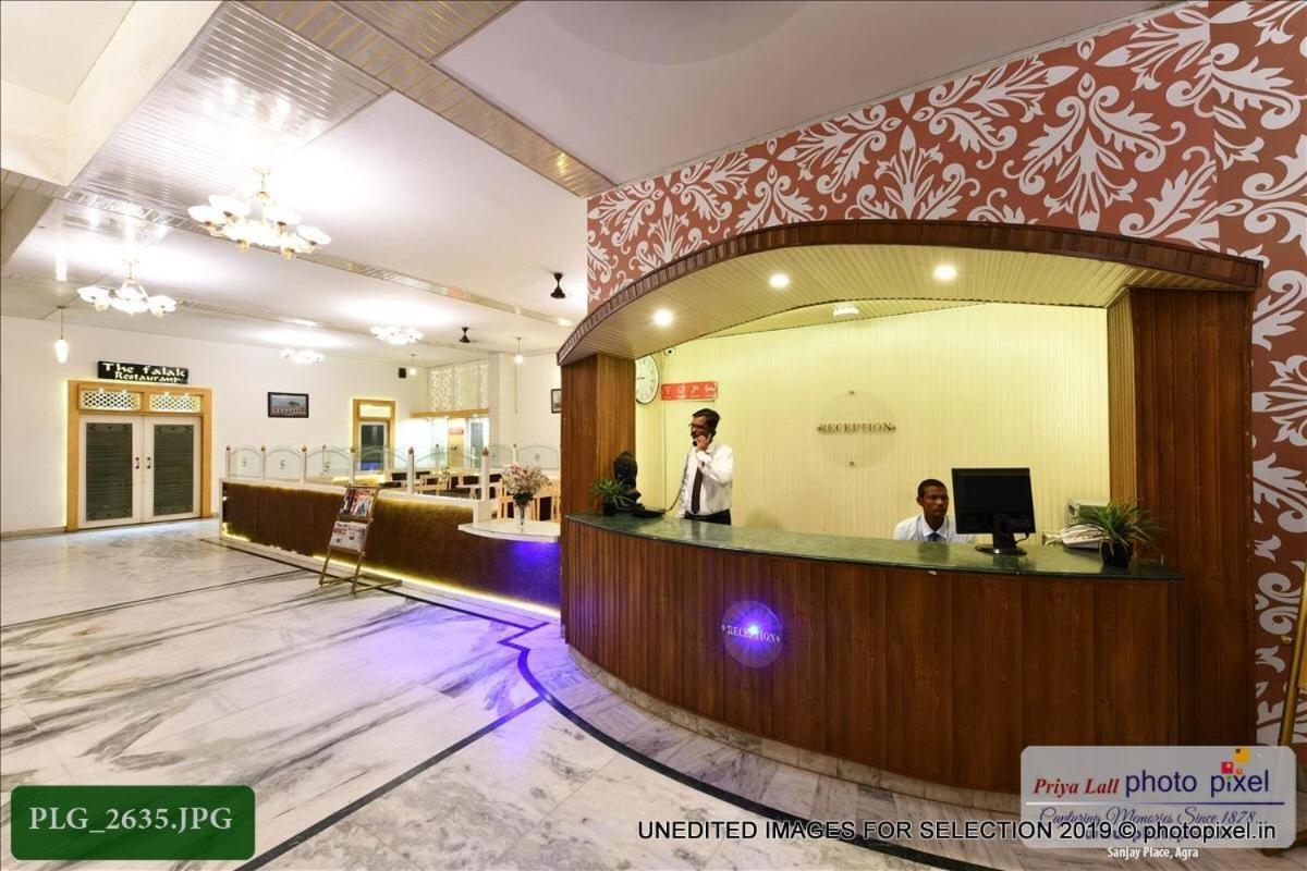 آغْرا Hotel Chanakya المظهر الخارجي الصورة
