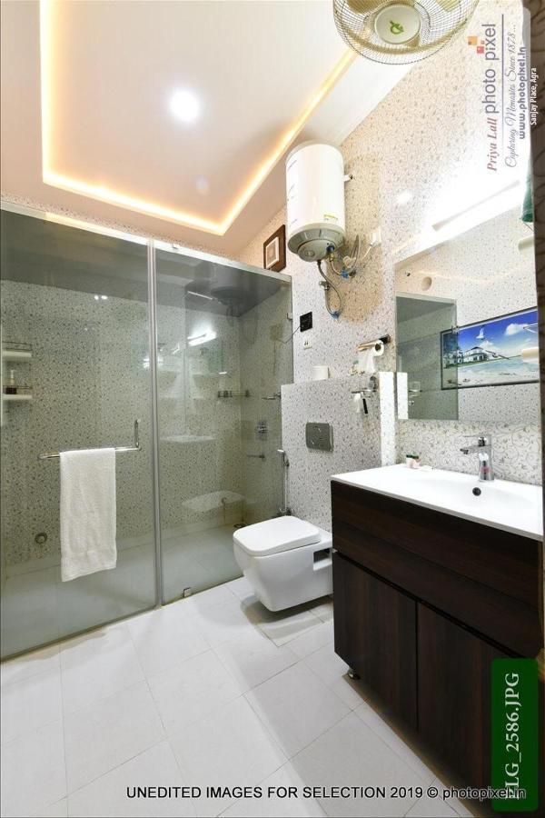 آغْرا Hotel Chanakya المظهر الخارجي الصورة