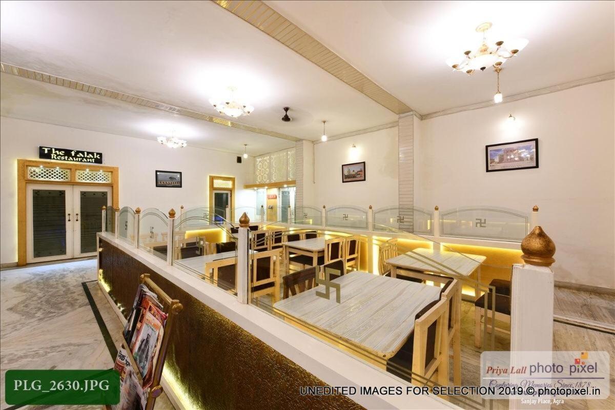 آغْرا Hotel Chanakya المظهر الخارجي الصورة