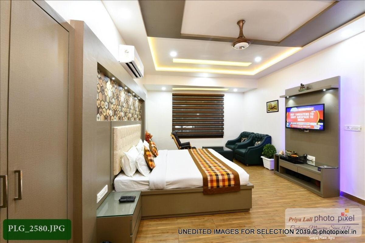 آغْرا Hotel Chanakya المظهر الخارجي الصورة