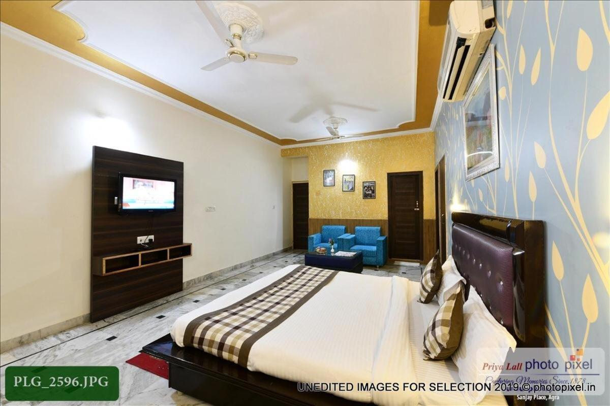 آغْرا Hotel Chanakya المظهر الخارجي الصورة