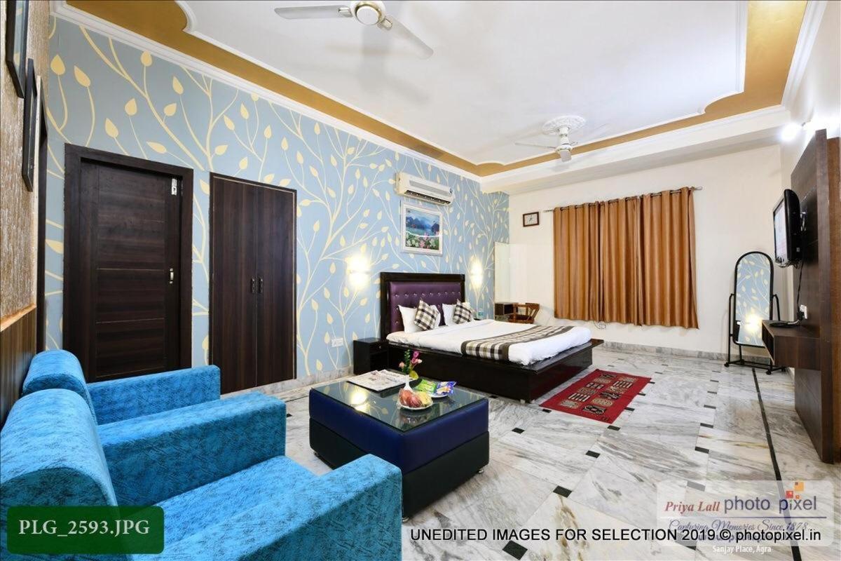 آغْرا Hotel Chanakya المظهر الخارجي الصورة
