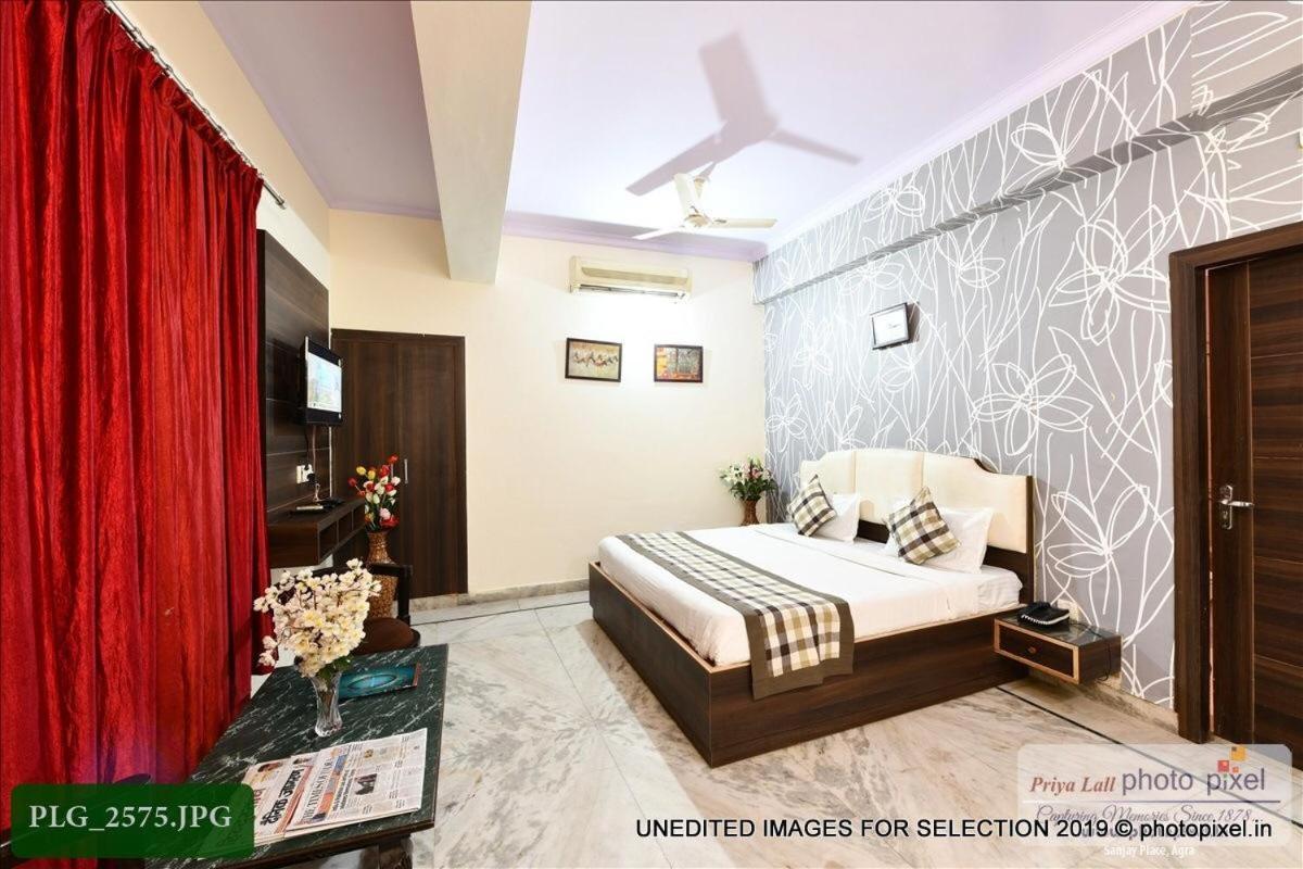 آغْرا Hotel Chanakya المظهر الخارجي الصورة